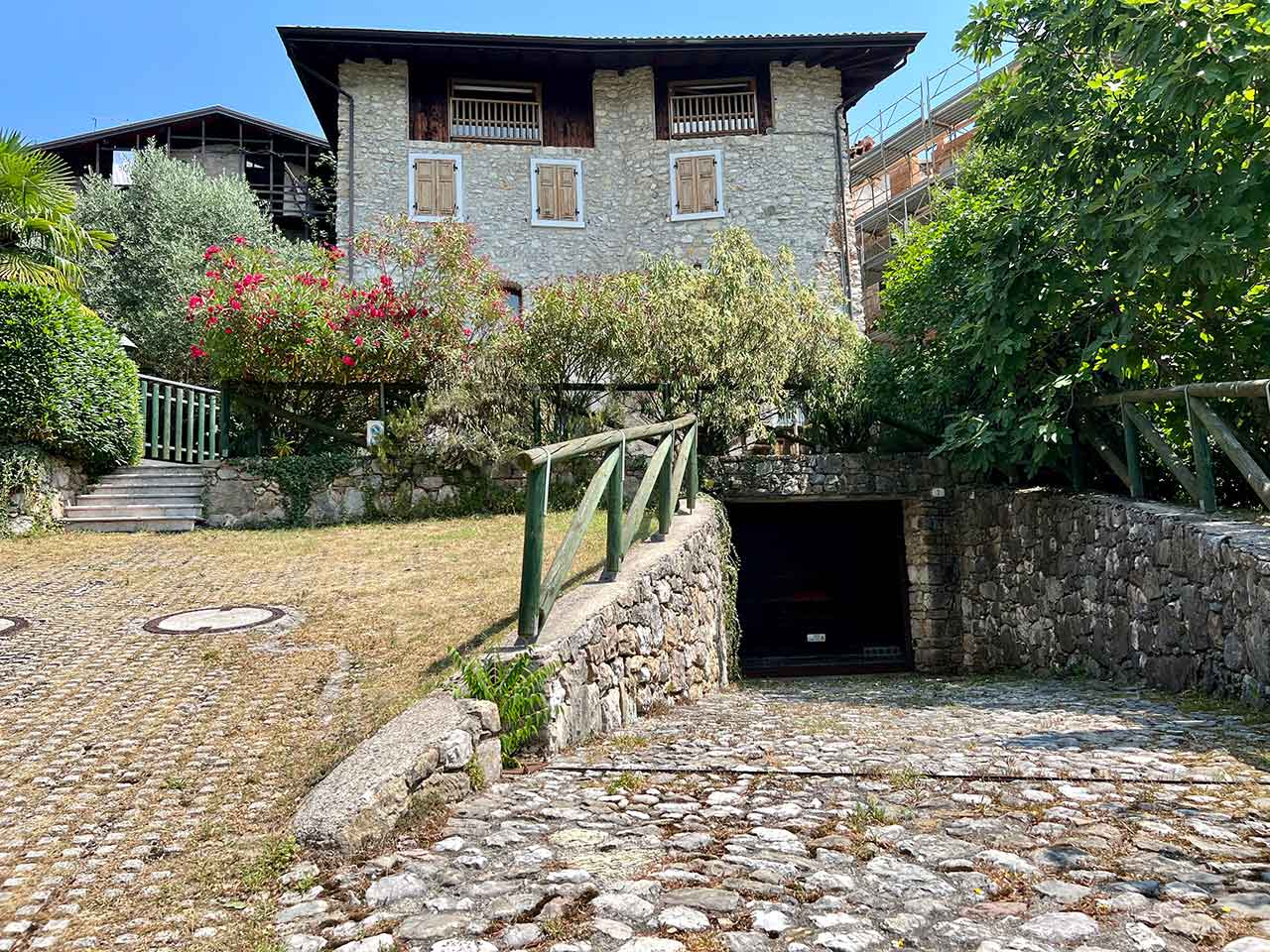 Parkplätze - Ferienwohnung Tenno